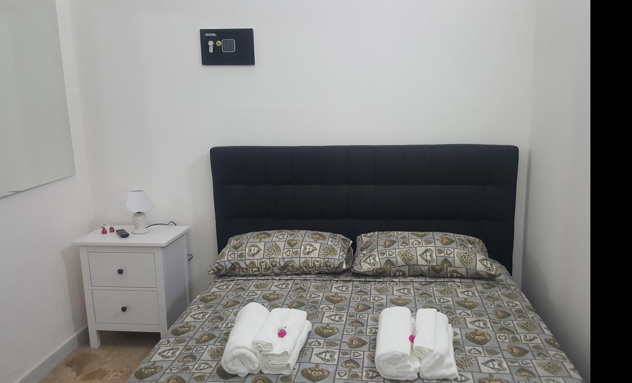 Апартаменти Exclusive House Center Катанія Екстер'єр фото