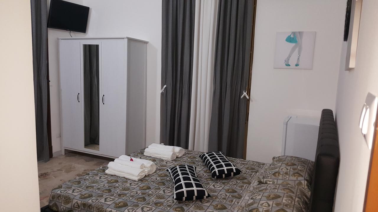 Апартаменти Exclusive House Center Катанія Екстер'єр фото