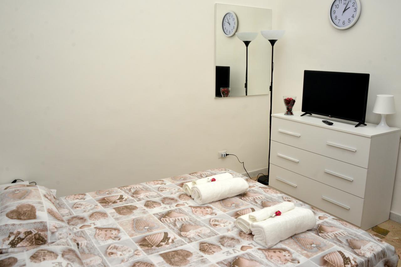 Апартаменти Exclusive House Center Катанія Екстер'єр фото