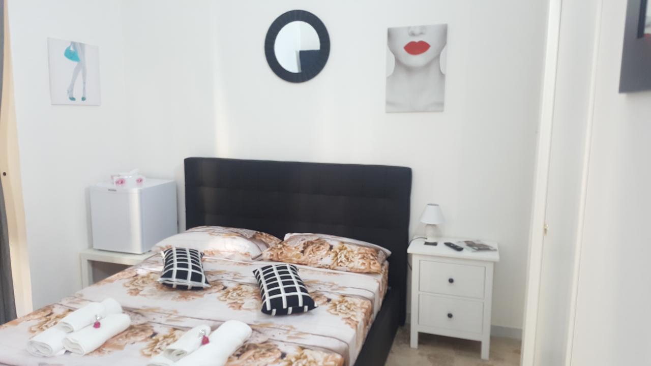 Апартаменти Exclusive House Center Катанія Екстер'єр фото