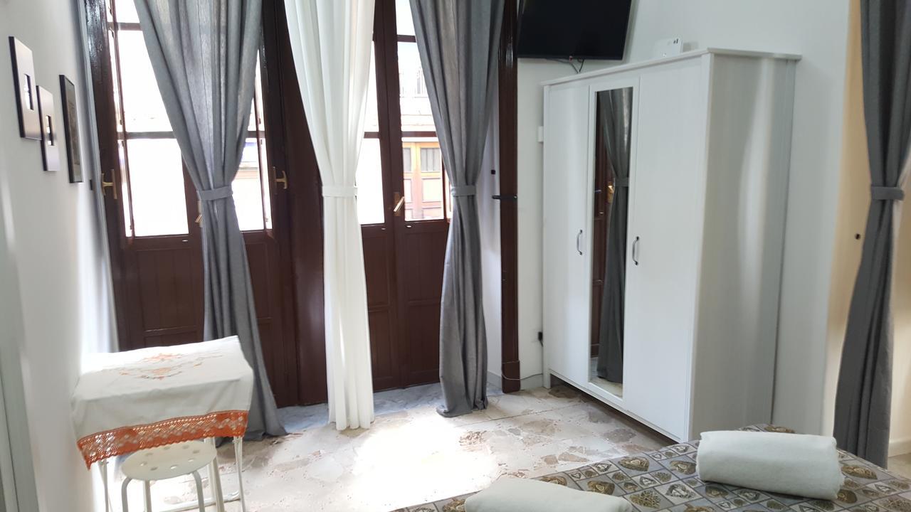 Апартаменти Exclusive House Center Катанія Екстер'єр фото