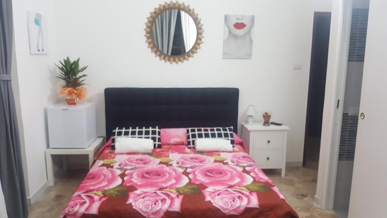 Апартаменти Exclusive House Center Катанія Екстер'єр фото