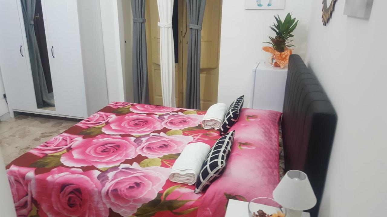 Апартаменти Exclusive House Center Катанія Екстер'єр фото