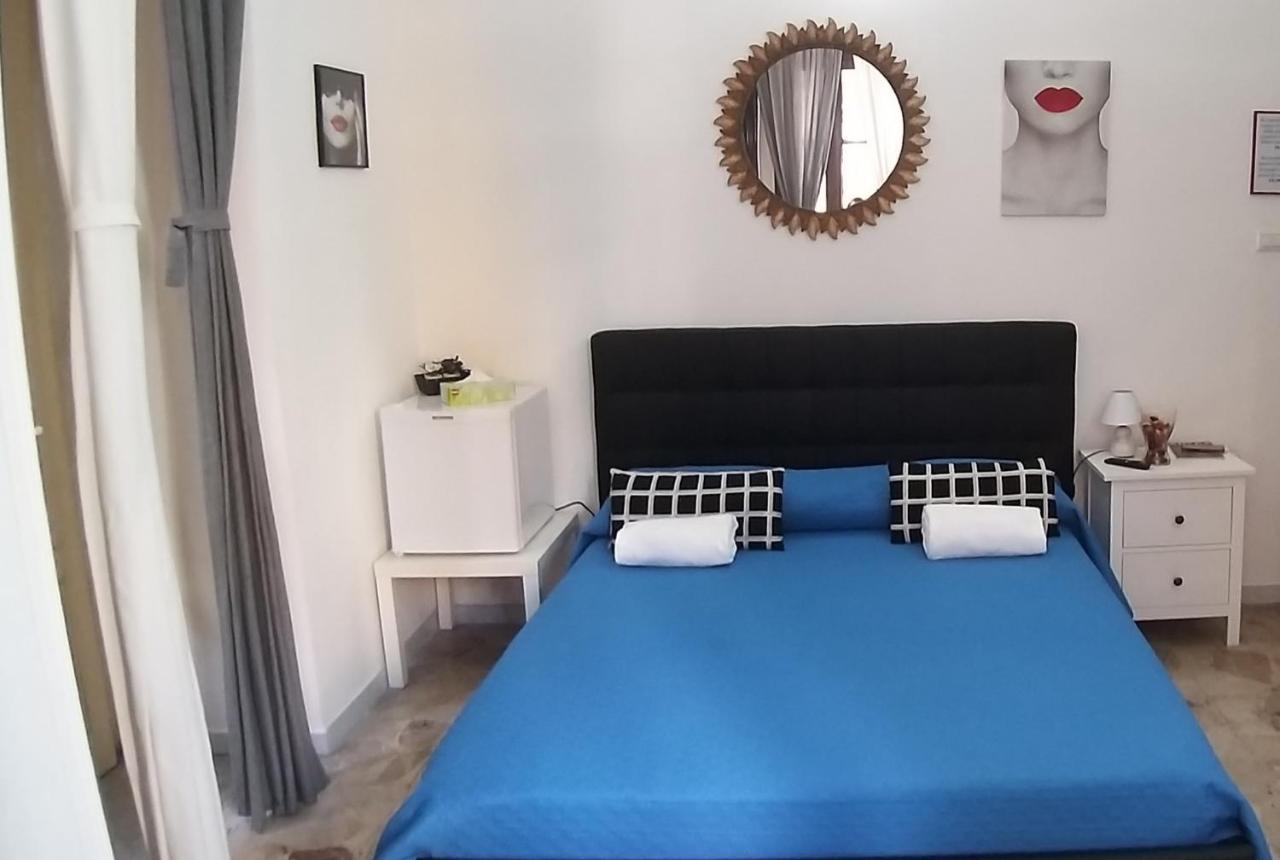 Апартаменти Exclusive House Center Катанія Екстер'єр фото