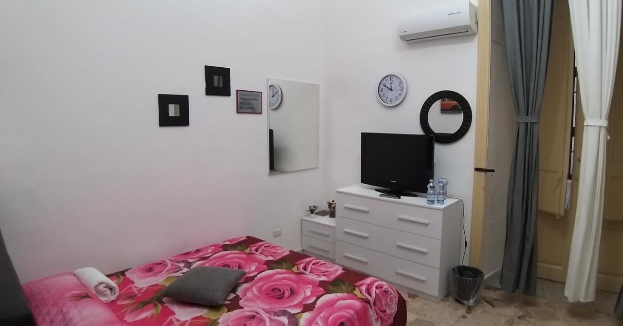 Апартаменти Exclusive House Center Катанія Екстер'єр фото